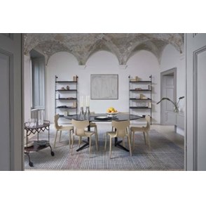 Kartell - interakcija dizajna i tehnoloških inovacija